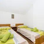 Slatine 1126b Appartamento *